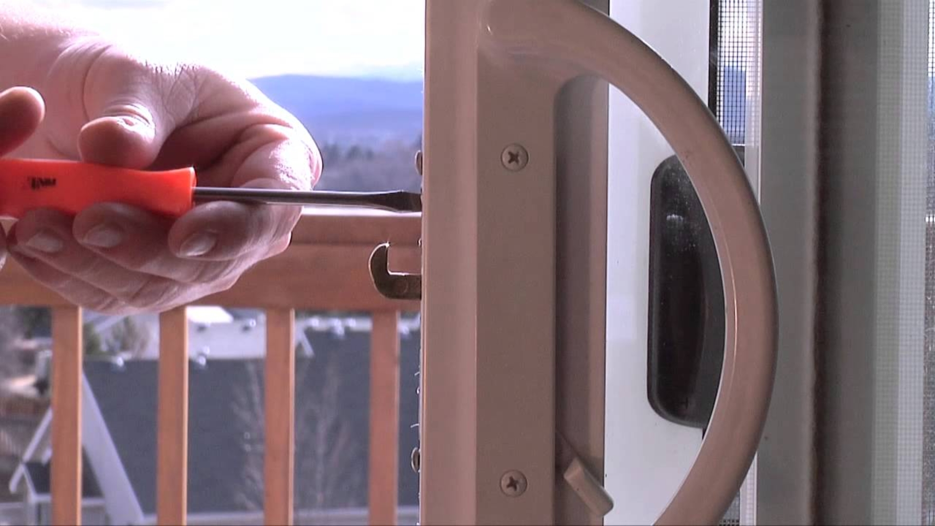 A locksmith maintaining locks to prevent the need for broken key extraction