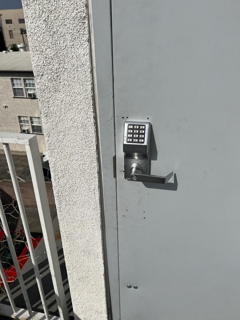 Keypad Lock Installation Sherman Oaks