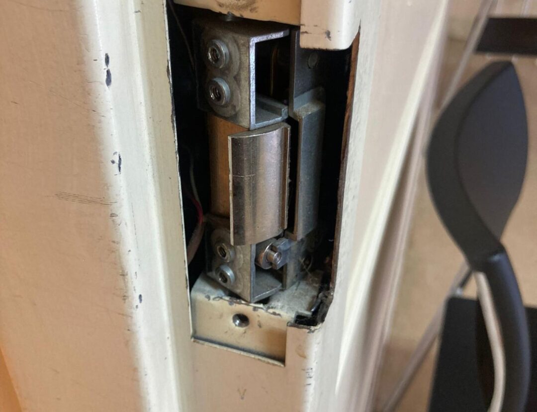 Commercial Door Lock Repair Margate St, Encino, CA