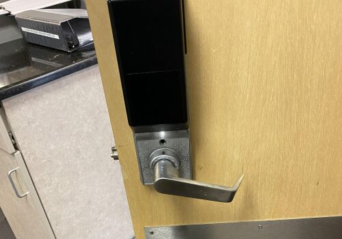 Commercial Locksmith Services Towne Ave, Los Angeles, CA