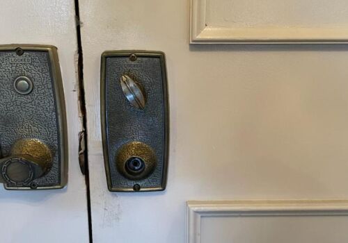 Residential Locksmith Services Tyrone Ave, Sherman Oaks, CA