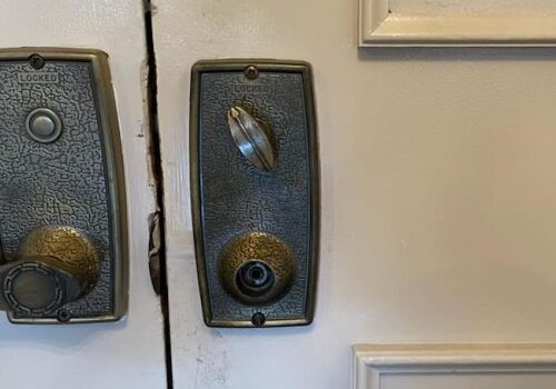 Residential Locksmith Services Tyrone Ave, Sherman Oaks, CA