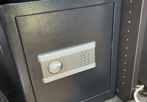 Safe Installation Hayvenhurst Dr, Encino, CA