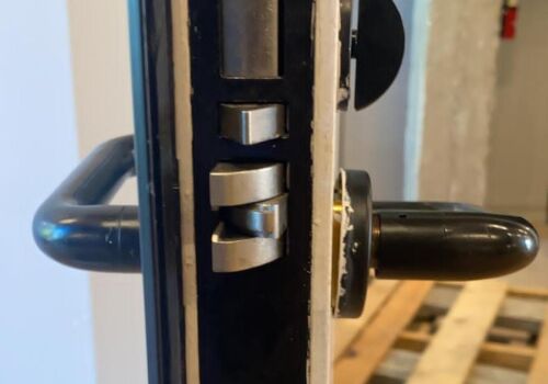 Residential Locksmith Services Alomar Dr, Sherman Oaks, CA