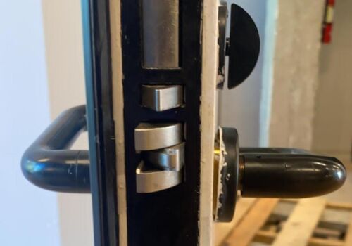 Residential Locksmith Services Alomar Dr, Sherman Oaks, CA