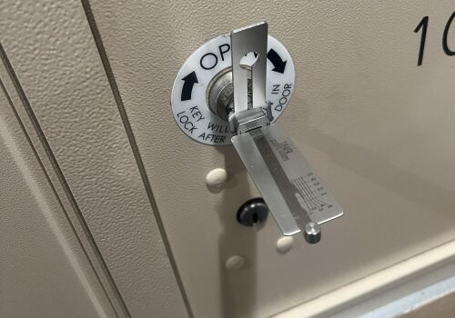 Commercial Locksmith Services Moraga Dr, Los Angeles, CA
