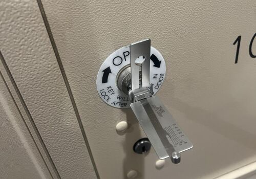 Commercial Locksmith Services Moraga Dr, Los Angeles, CA