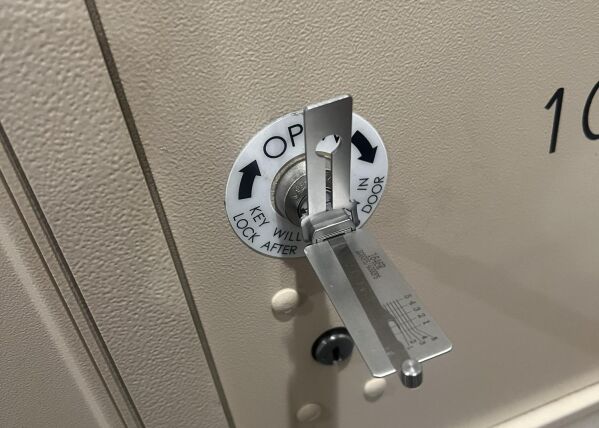 Commercial Locksmith Services Moraga Dr, Los Angeles, CA