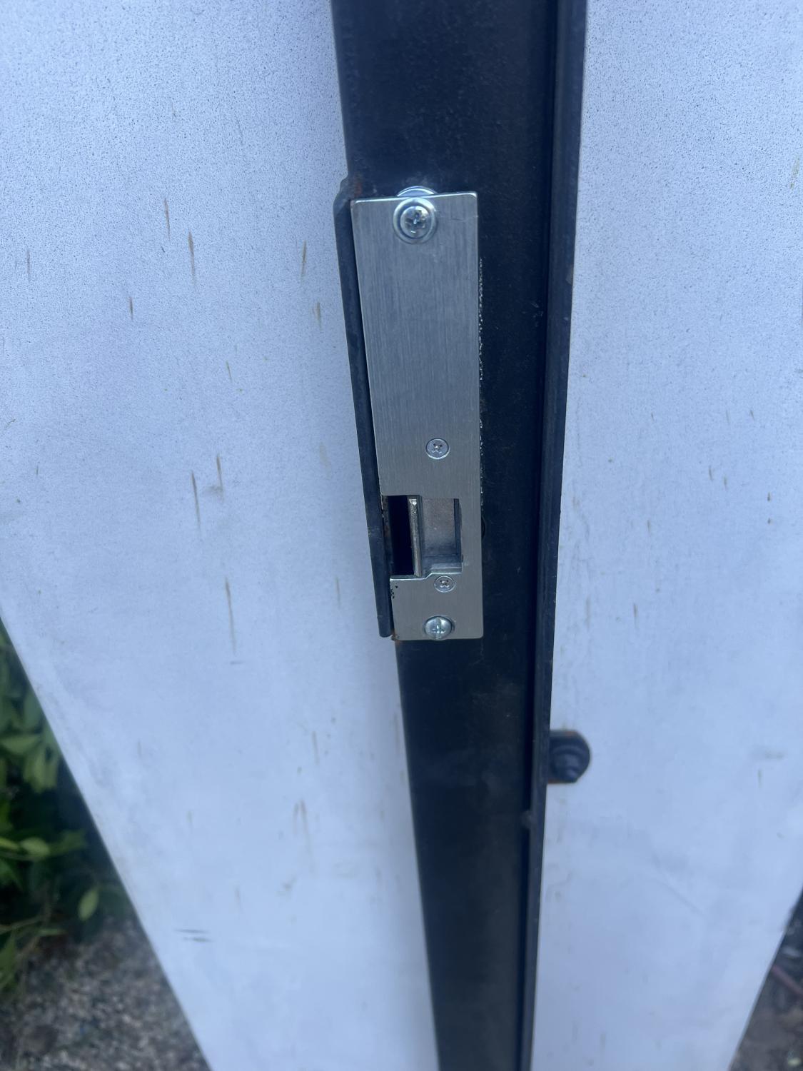 Emergency Locksmith Locksmith Services Residential Locksmith Residential Locksmith Services Inwood Dr, Sherman Oaks, CA