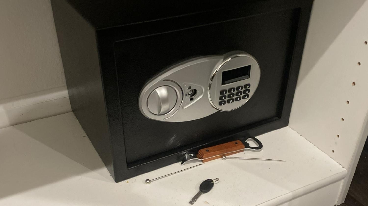 safe locksmith safe locksmith near me emergency locksmith locksmith near me locksmith services Safe Opening Locksmith West Blvd, Los Angeles, CA